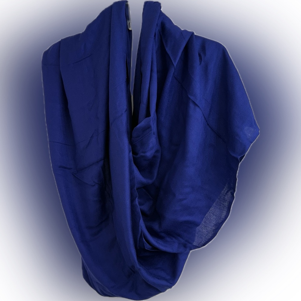 Infiniti Scarf Blue Wrap Shawl World Market Women’s Rayon Bold Warm Winter EUC